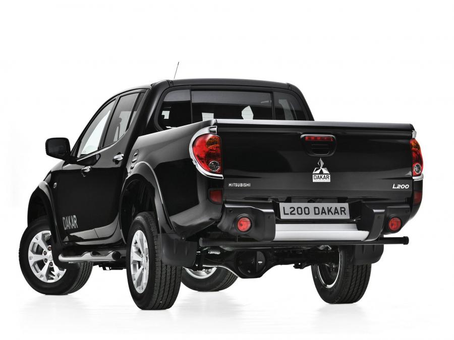  Mitsubishi L200 Dakar 2012 года  (фото 1 из 1)